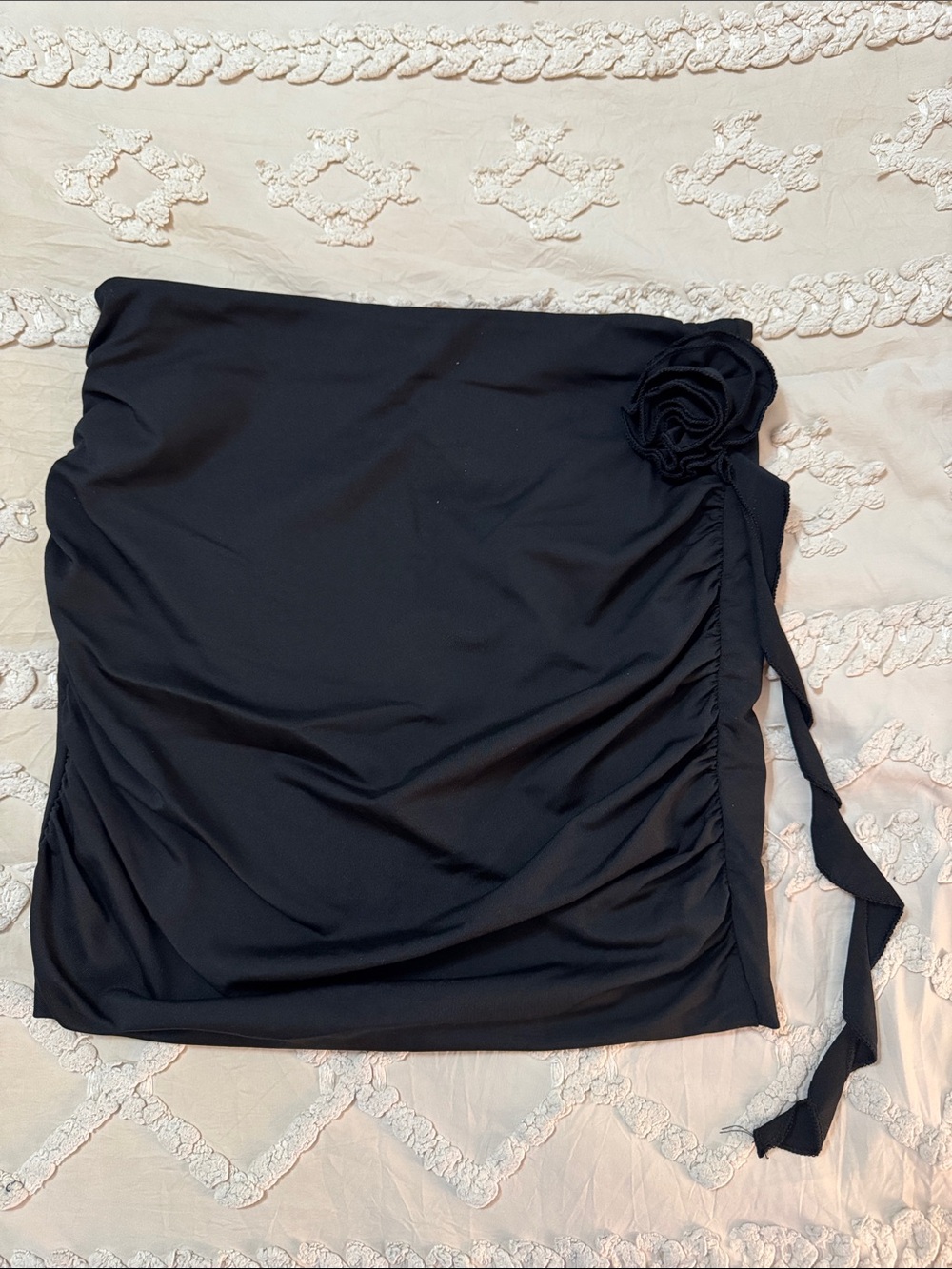black rose mini skirt